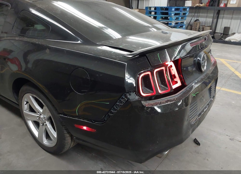 2014 FORD MUSTANG VIN: 1ZVBP8CFXE5257404