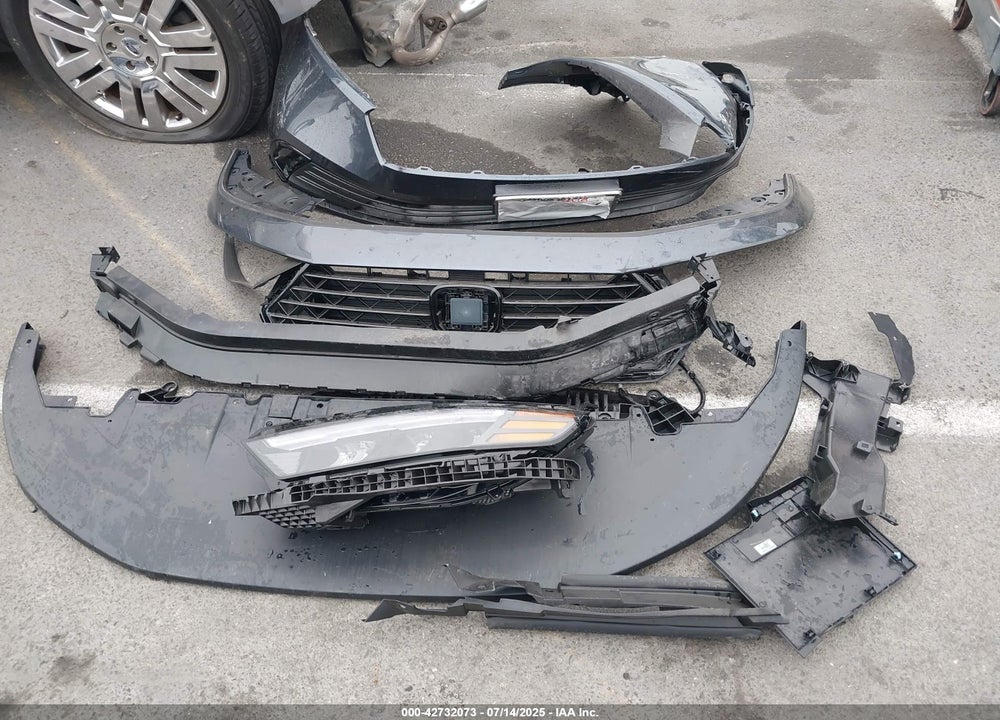 2025 HONDA ACCORD SE VIN: 1HGCY1F42SA019184