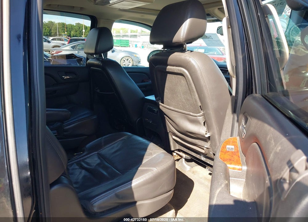 2009 CHEVROLET SUBURBAN 1500 LTZ VIN: 1GNFK36339R186981