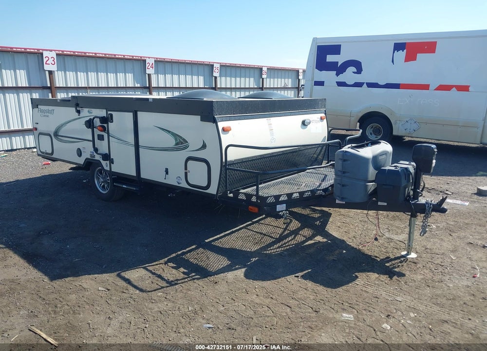 2016 FOREST RIVER FLAGSTAFF VIN: 4X4CFS210GD176475