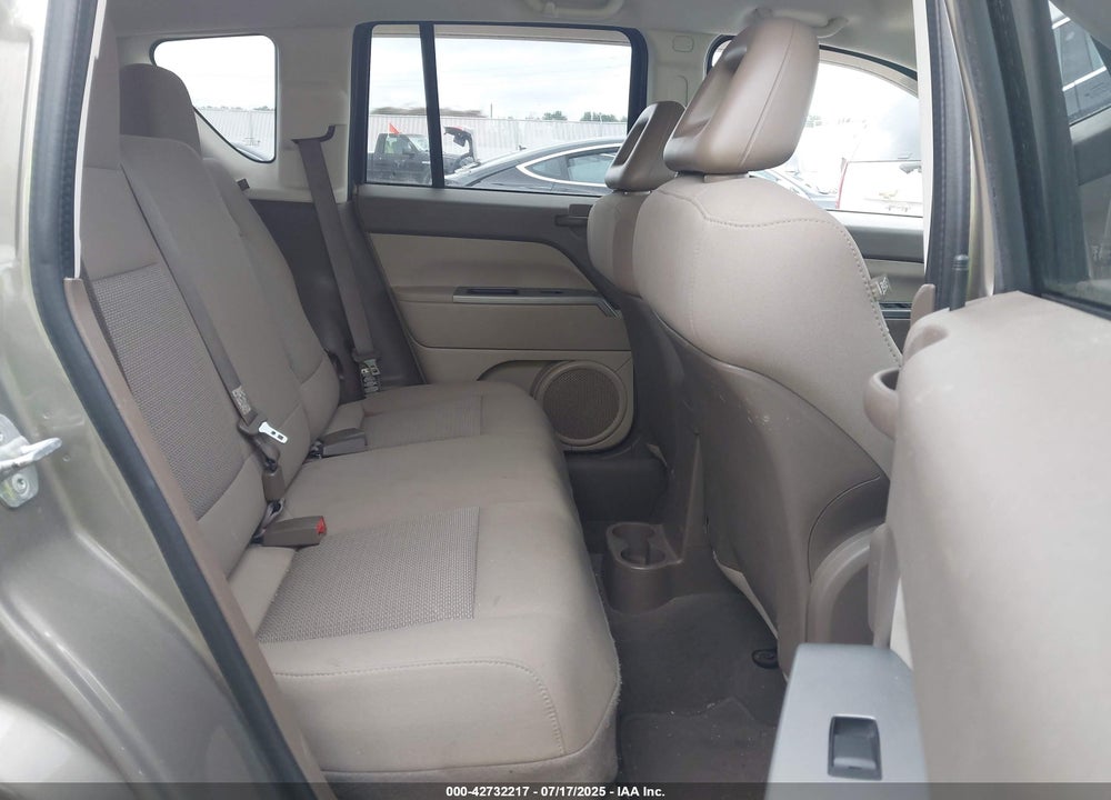 2007 JEEP COMPASS VIN: 1J8FF47W67D274289