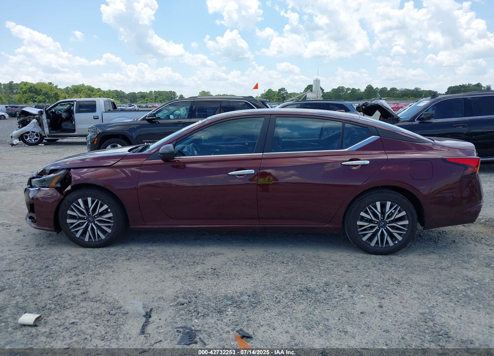 2025 NISSAN ALTIMA SV FWD VIN: 1N4BL4DV2SN395615