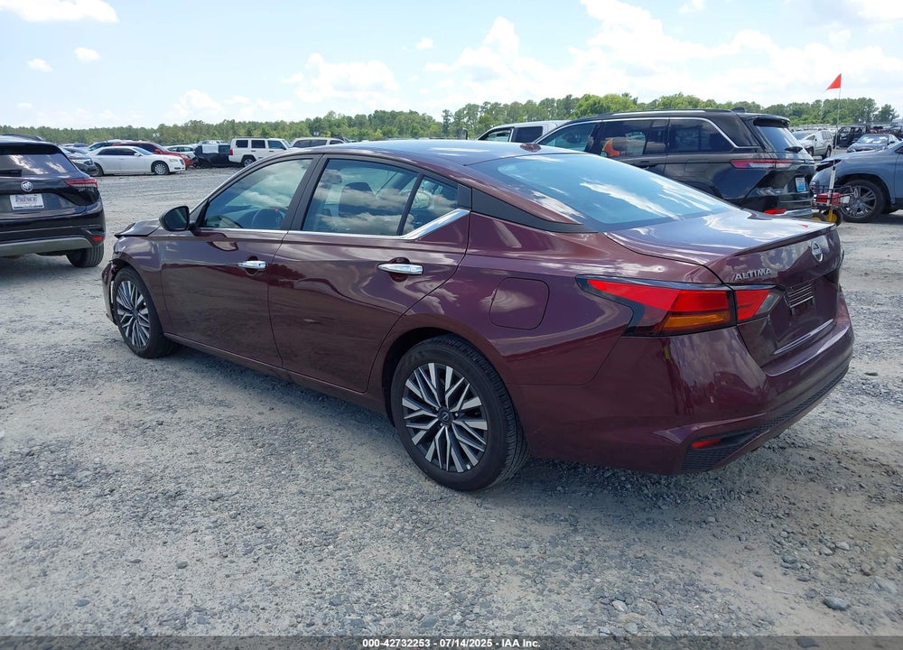 2025 NISSAN ALTIMA SV FWD VIN: 1N4BL4DV2SN395615