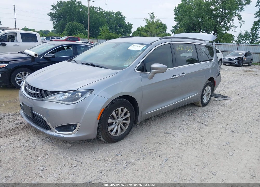 2017 CHRYSLER PACIFICA VIN: 2C4RC1BG1HR613499