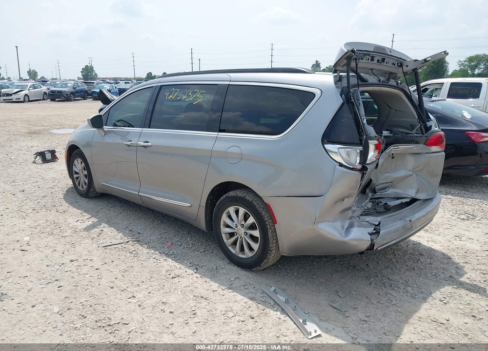 2017 CHRYSLER PACIFICA VIN: 2C4RC1BG1HR613499