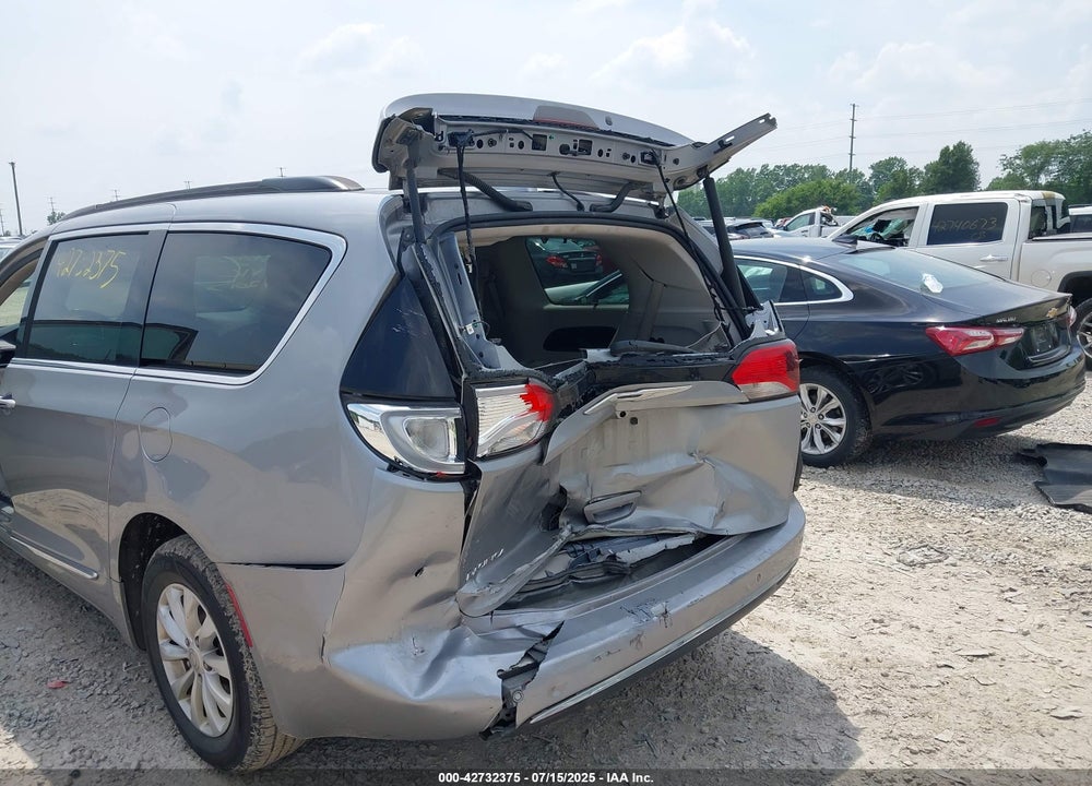 2017 CHRYSLER PACIFICA VIN: 2C4RC1BG1HR613499