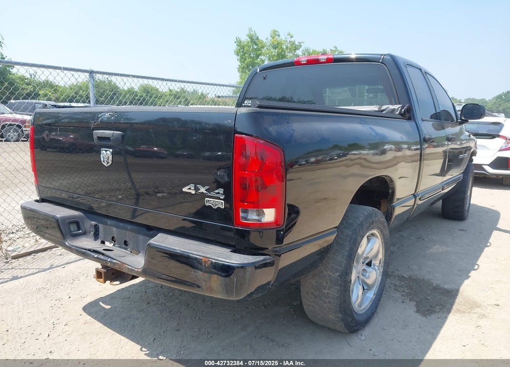2005 DODGE RAM 1500 VIN: 1D7HU18D85S247143