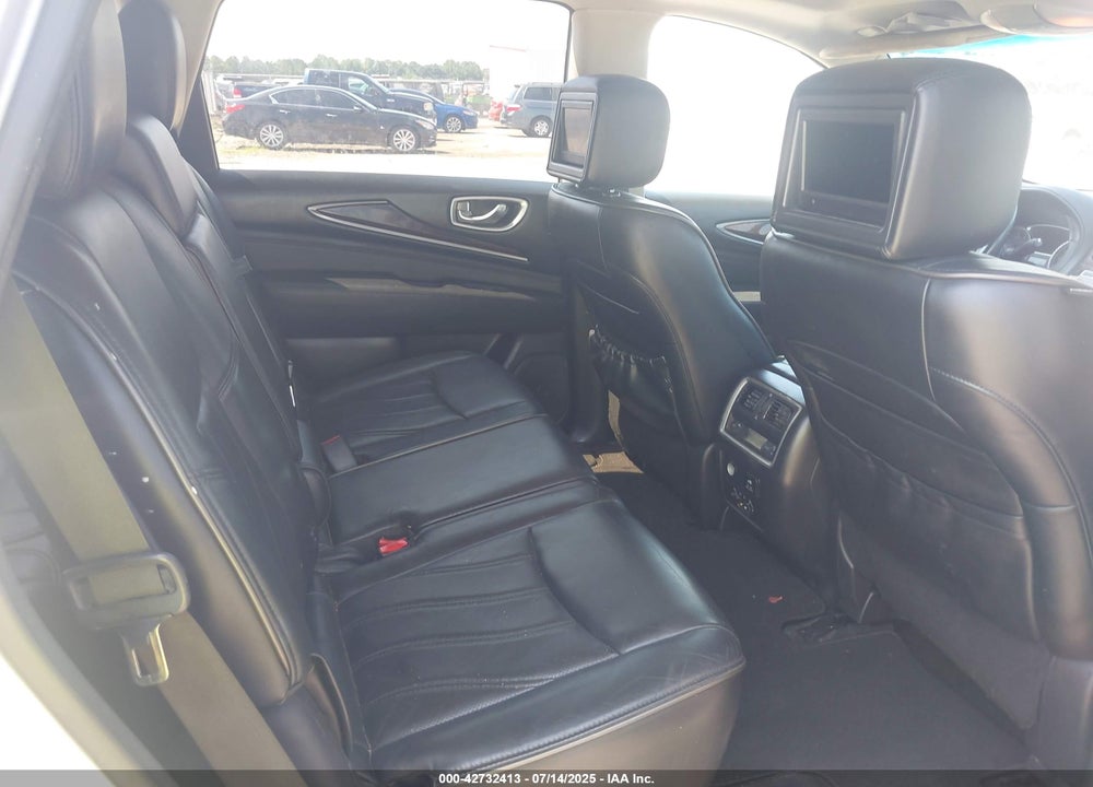 2013 INFINITI JX35 VIN: 5N1AL0MN8DC326131