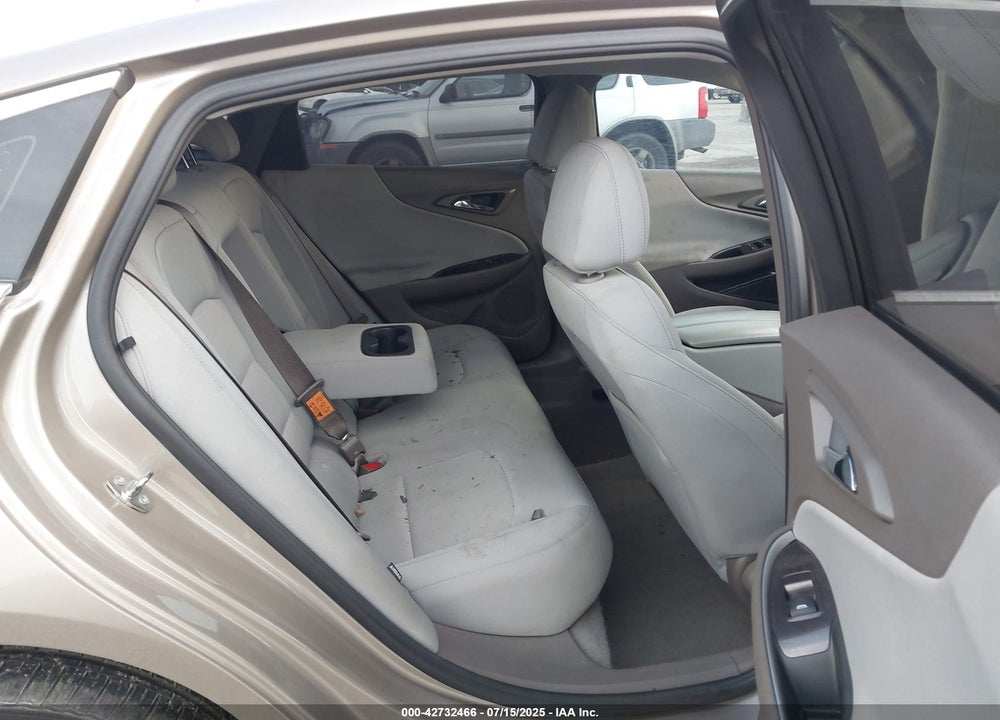 2022 CHEVROLET MALIBU VIN: 1G1ZD5ST1NF141043