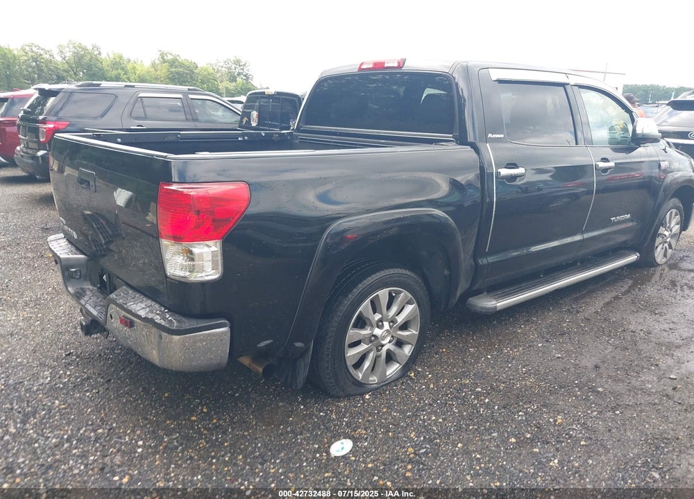2011 TOYOTA TUNDRA LIMITED 5.7L V8 VIN: 5TFFY5F19BX107106