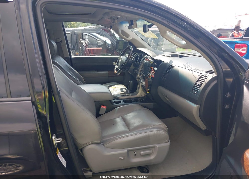 2011 TOYOTA TUNDRA LIMITED 5.7L V8 VIN: 5TFFY5F19BX107106