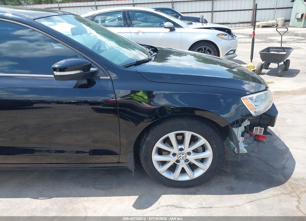 2012 VOLKSWAGEN JETTA VIN: 3VWDP7AJ6CM391733
