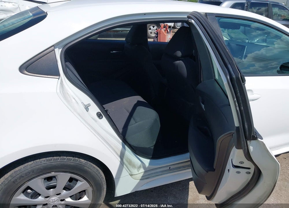 2021 TOYOTA COROLLA VIN: 5YFEPMAE9MP203984