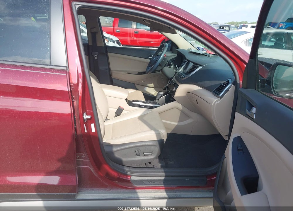 2018 HYUNDAI TUCSON VIN: KM8J33A44JU644489