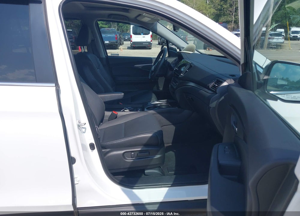 2022 HONDA PILOT VIN: 5FNYF6H26NB064580