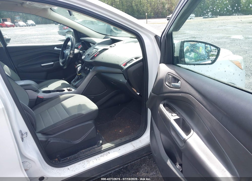 2015 FORD ESCAPE VIN: 1FMCU0GX1FUB16079