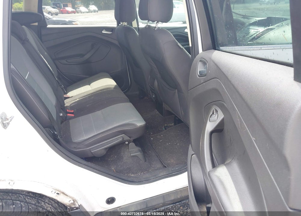 2015 FORD ESCAPE VIN: 1FMCU0GX1FUB16079