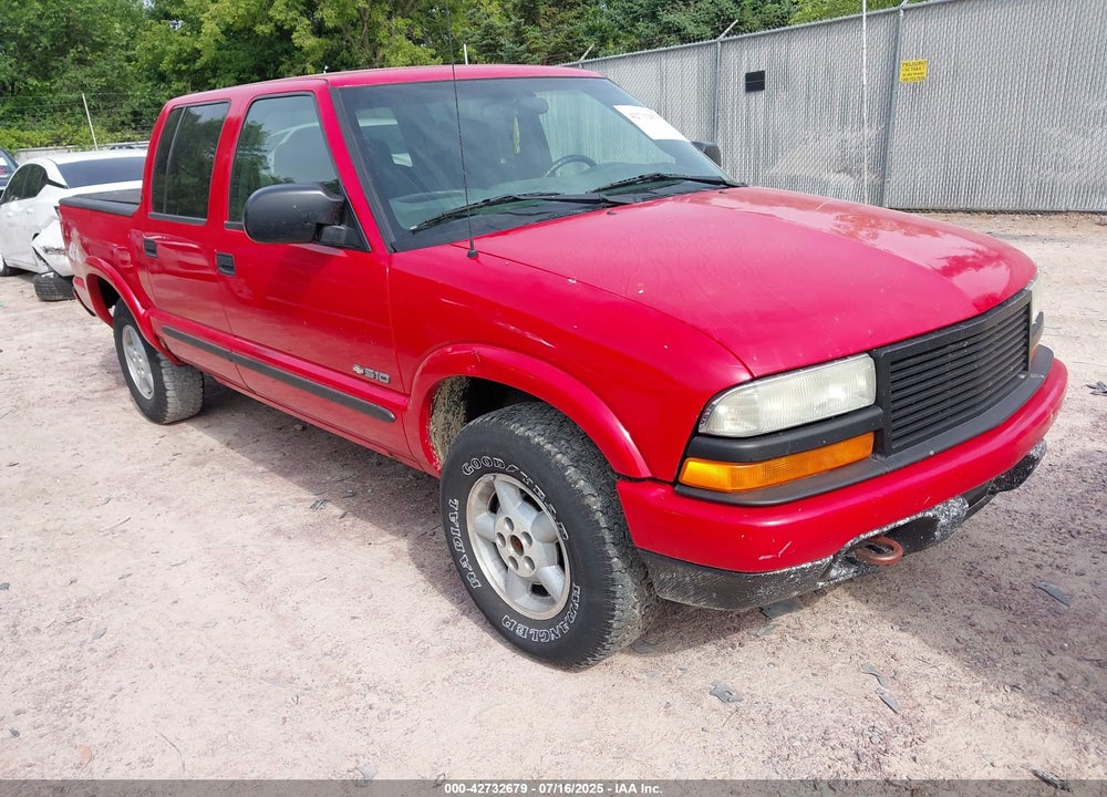 2004 CHEVROLET S-10 LS VIN: 1GCDT13X34K115953