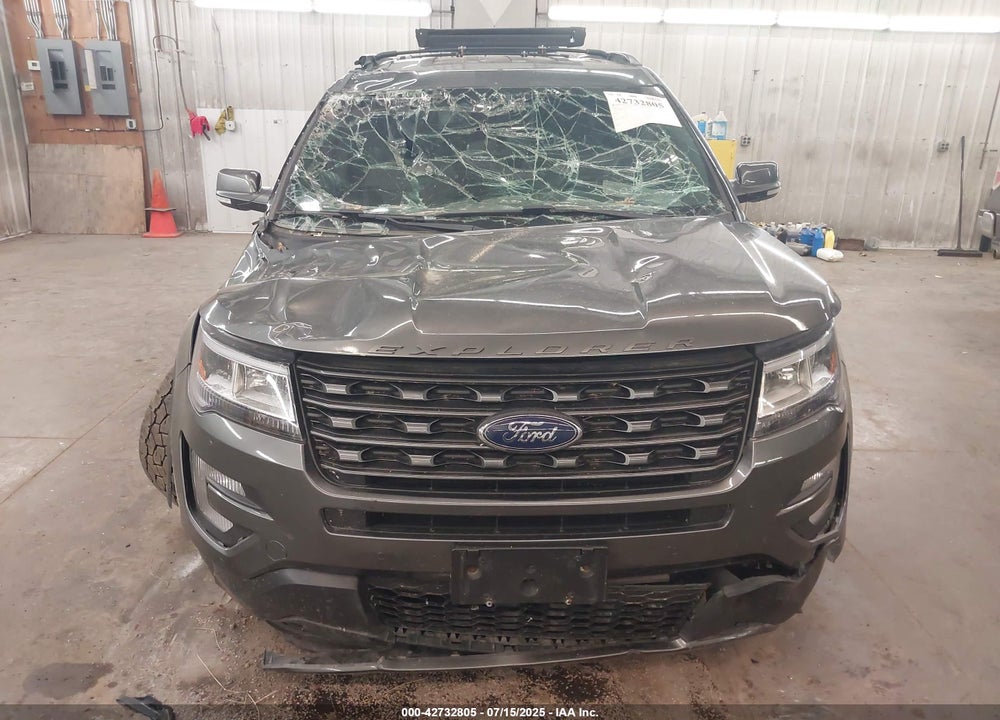 2017 FORD EXPLORER XLT VIN: 1FM5K8D88HGD12564