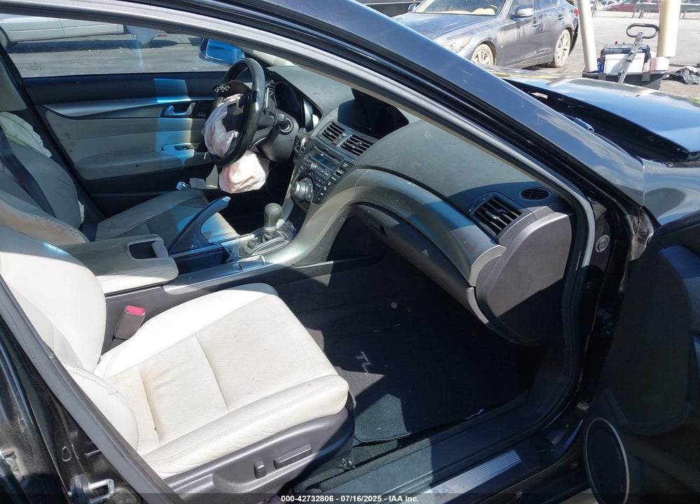 2010 ACURA TL VIN: 19UUA9F50AA005315