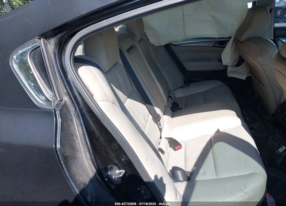 2010 ACURA TL VIN: 19UUA9F50AA005315