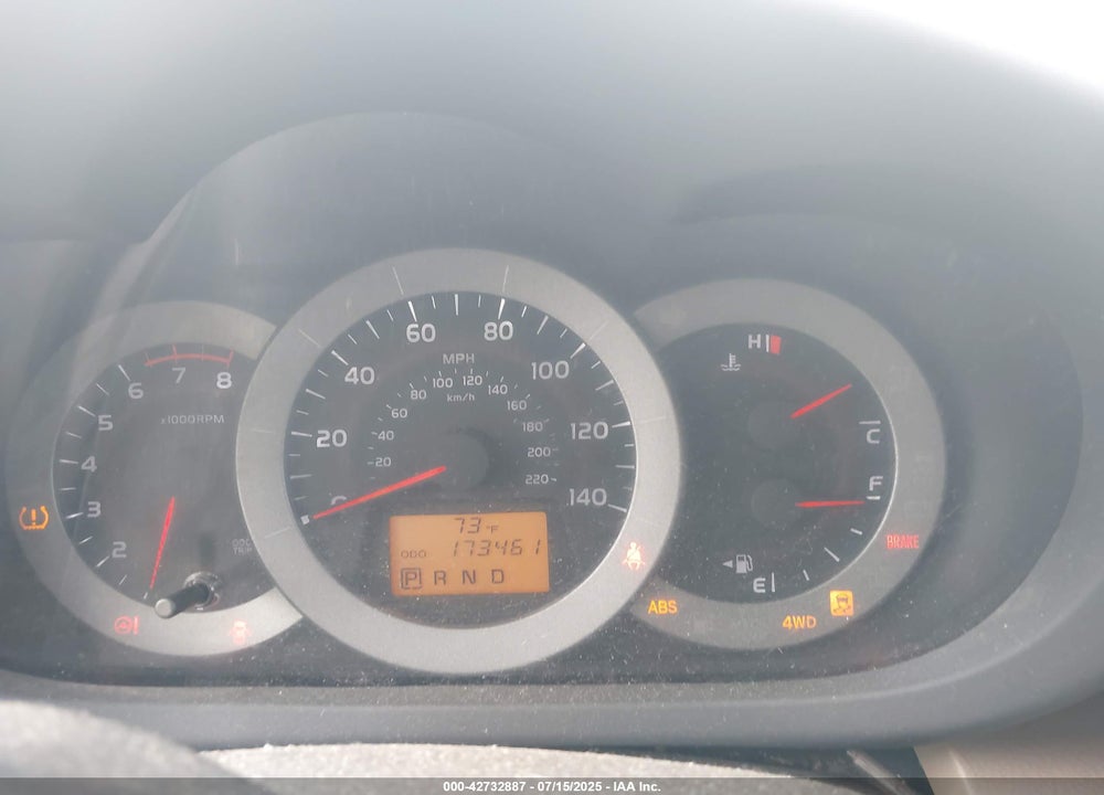 2011 TOYOTA RAV4 VIN: 2T3BF4DV8BW157925