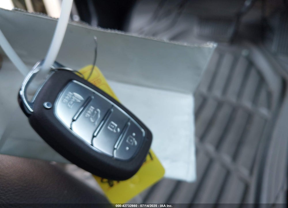 2022 HYUNDAI IONIQ PLUG-IN HYBRID LIMITED VIN: KMHCX5LD2NU268113