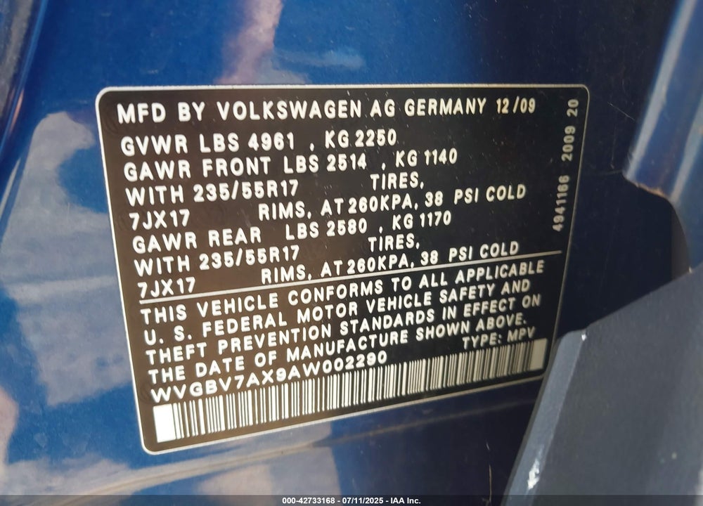 2010 VOLKSWAGEN TIGUAN VIN: WVGBV7AX9AW002290