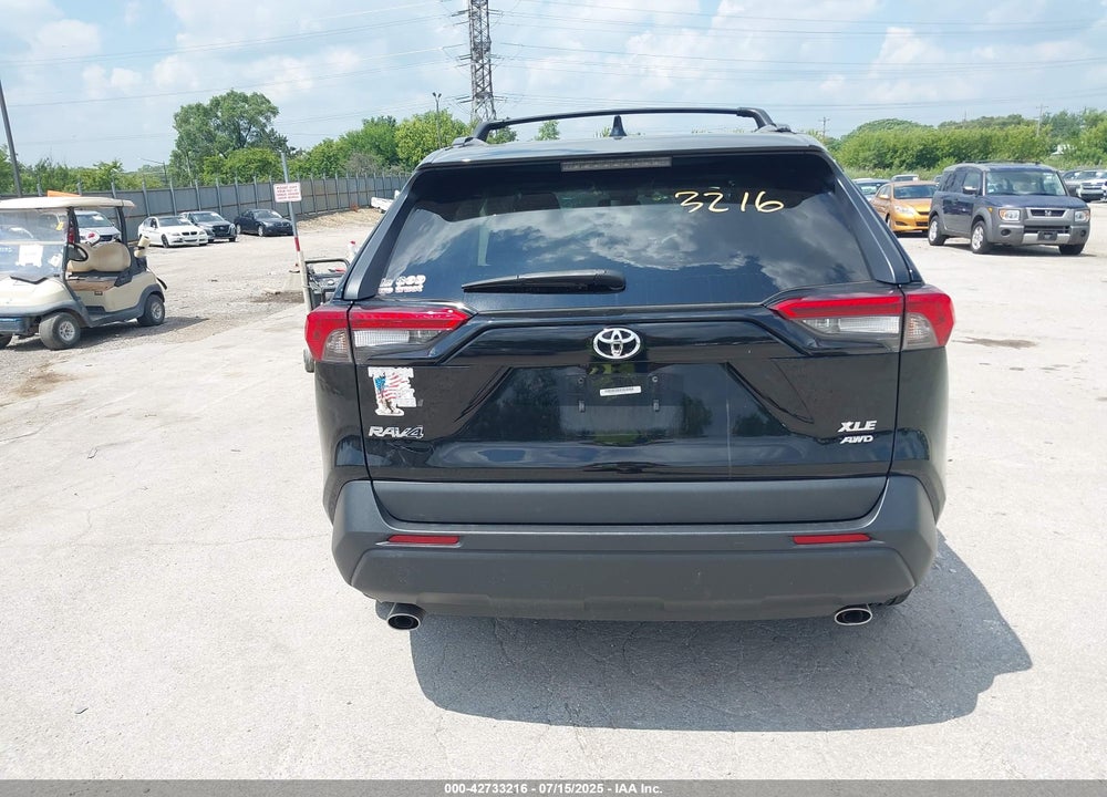 2021 TOYOTA RAV4 VIN: 2T3P1RFV1MC141455