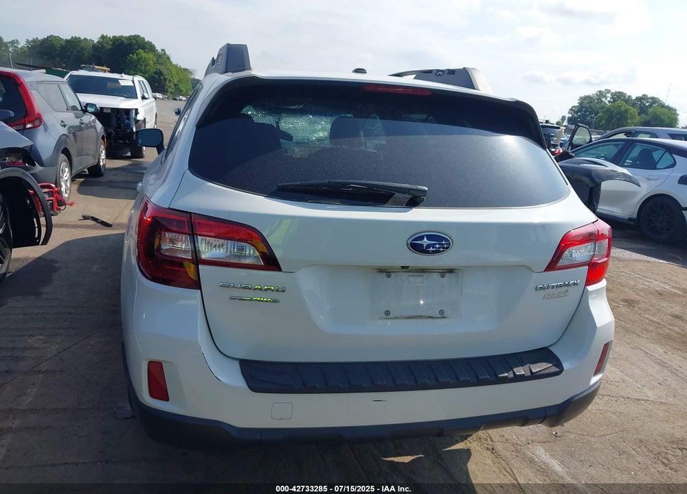 2015 SUBARU OUTBACK 2.5I LIMITED VIN: 4S4BSAJC3F3353272