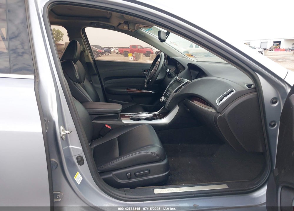 2015 ACURA TLX VIN: 19UUB2F32FA021137