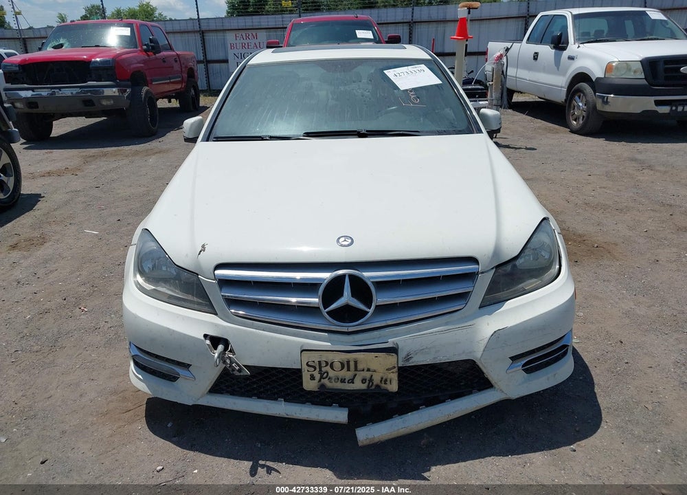 2012 MERCEDES-BENZ C CLASS VIN: WDDGF8BB9CR195595