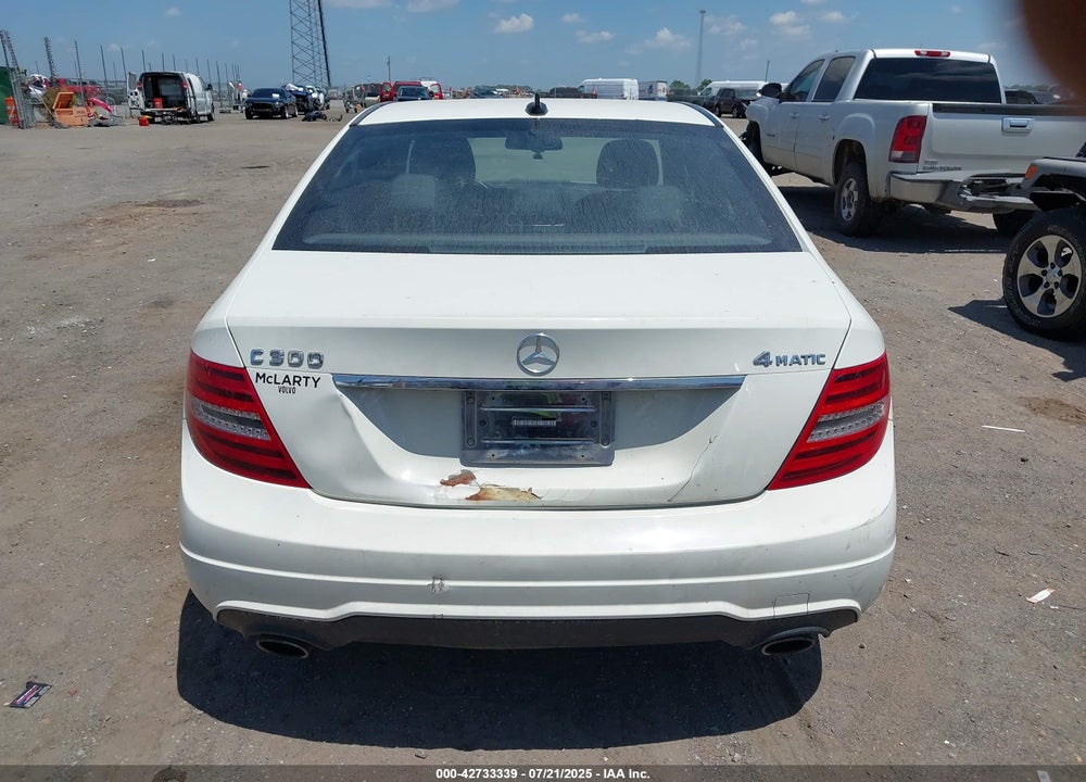 2012 MERCEDES-BENZ C CLASS VIN: WDDGF8BB9CR195595