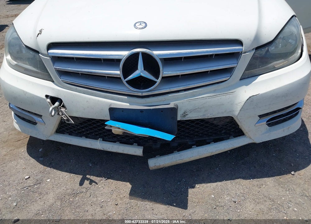 2012 MERCEDES-BENZ C CLASS VIN: WDDGF8BB9CR195595
