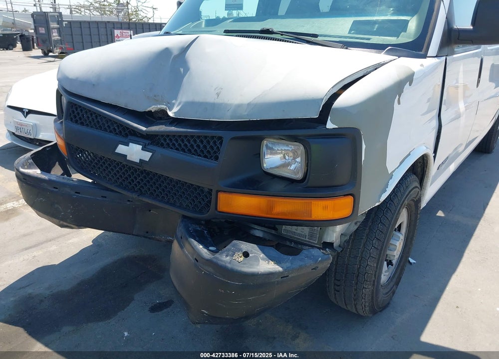 2005 CHEVROLET EXPRESS VIN: 1GCGG29U851189140