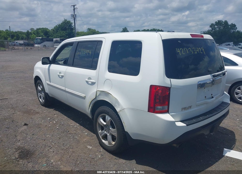 2015 HONDA PILOT VIN: 5FNYF4H5XFB020596