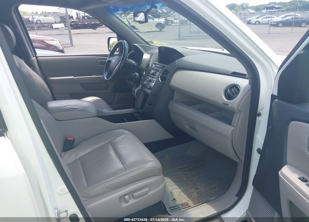 2015 HONDA PILOT VIN: 5FNYF4H5XFB020596