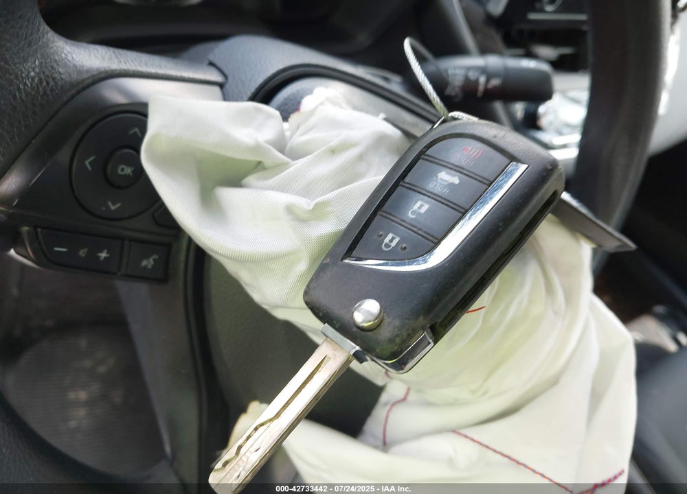 2021 TOYOTA COROLLA VIN: 5YFEPMAE3MP240562