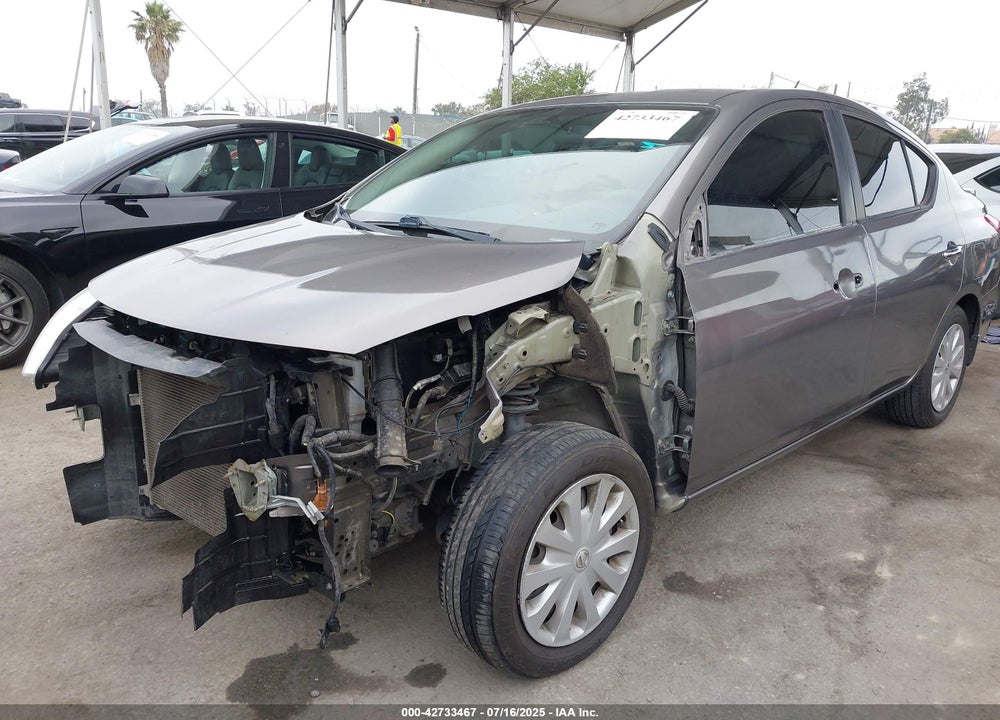 2015 NISSAN VERSA 1.6 SV VIN: 3N1CN7AP1FL893670