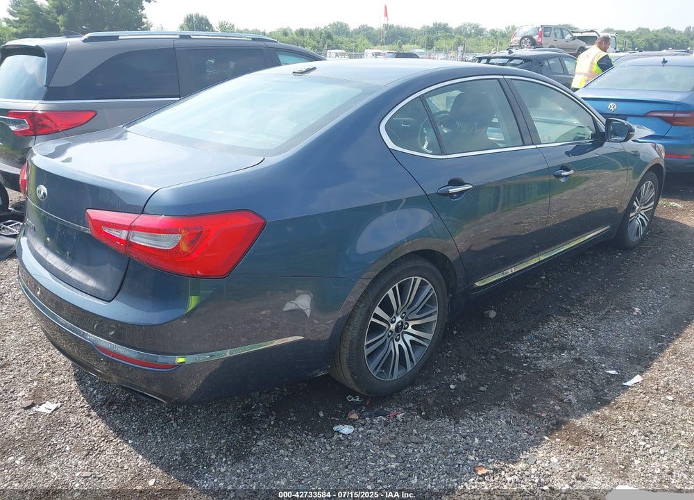 2014 KIA CADENZA VIN: KNALN4D71E5152728