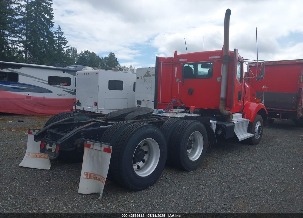 2012 KENWORTH CONSTRUCTION T800 VIN: 1XKDD49X7CJ334381