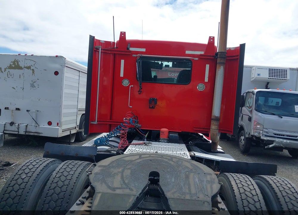 2012 KENWORTH CONSTRUCTION T800 VIN: 1XKDD49X7CJ334381