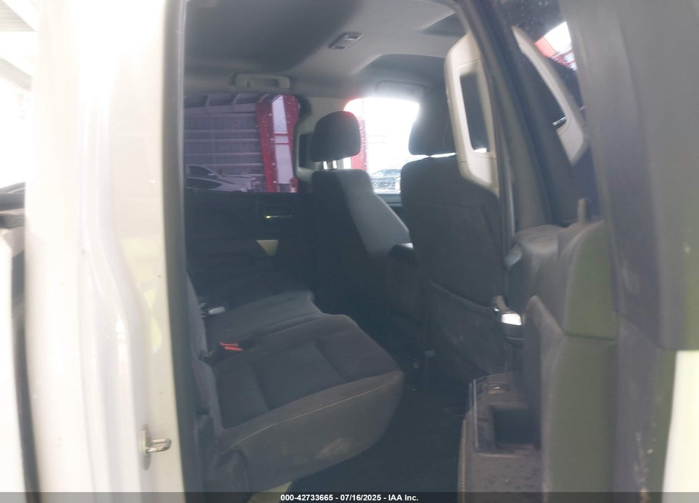 2018 CHEVROLET SILVERADO 1500 VIN: 1GCRCREC0JZ142951