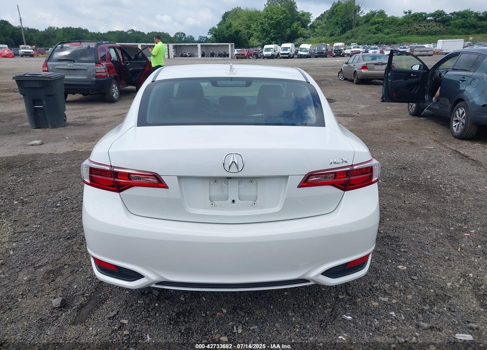 2018 ACURA ILX VIN: 19UDE2F33JA006646