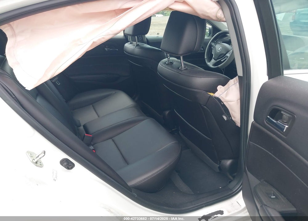 2018 ACURA ILX VIN: 19UDE2F33JA006646