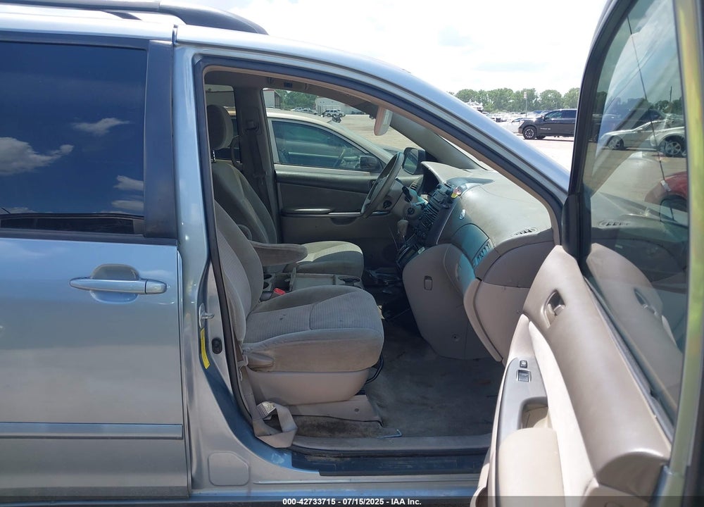 2010 TOYOTA SIENNA VIN: 5TDKK4CC7AS317594