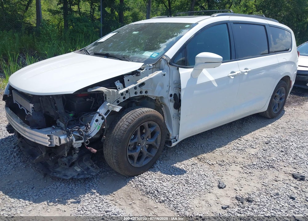 2019 CHRYSLER PACIFICA LIMITED VIN: 2C4RC1GG2KR746756