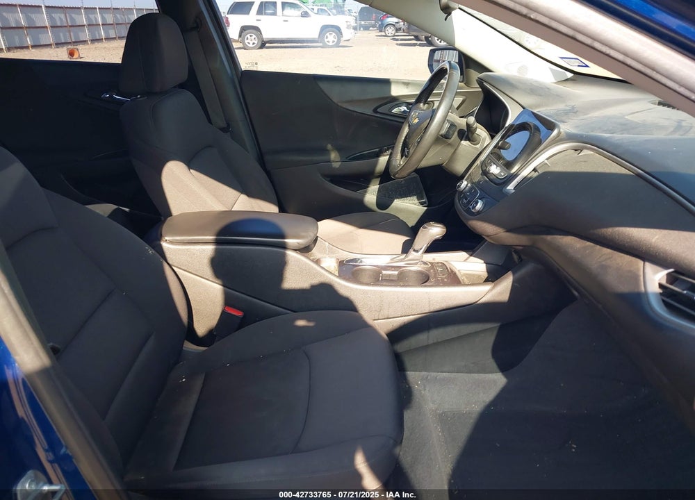 2019 CHEVROLET MALIBU VIN: 1G1ZG5ST3KF192238