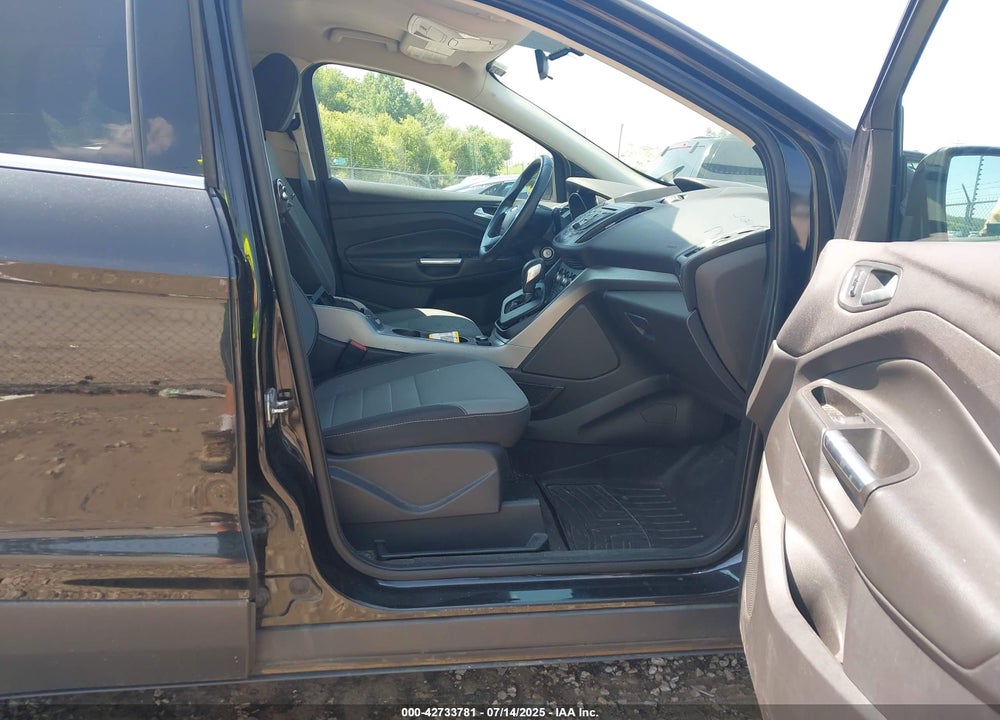 2015 FORD ESCAPE VIN: 1FMCU9GX8FUB01907
