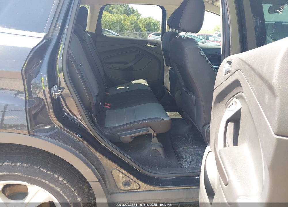 2015 FORD ESCAPE VIN: 1FMCU9GX8FUB01907